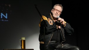 Strapazierte bayerische, schwäbische und Schweizer Lachmuskeln: Christian Überschall